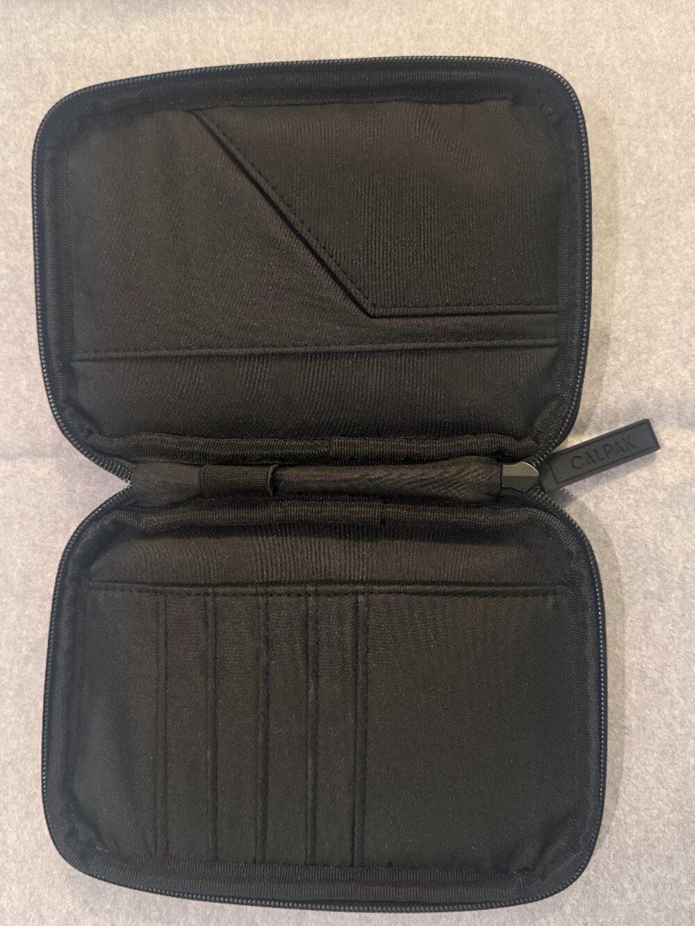 CALPAK Luka Zippered Passport Wallet Rose Quartz LIKE NEW - Picture 3 of 3